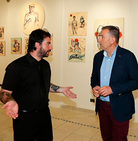 Exposición de Lázaro Totem en el Espai Cultural Obert de Les Aules
