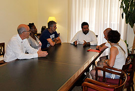 Moliner garantiza la continuidad de los trabajadores de la piscina provincial de Castellón