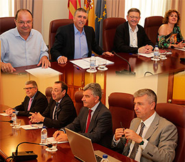 Ximo Puig se reúne con miembros de Asebec en Castellón con motivo de la incorporación del modelo de industria 4.0.