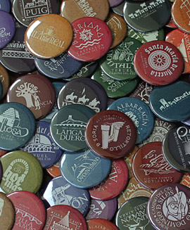 El Camino del Cid lanza una colección de chapas sobre la ruta