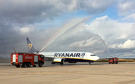 El aeropuerto de Castellón inaugura la nueva ruta regular que  conecta con la ciudad polaca de Poznan