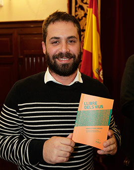 Roberto Tormo Enrique gana el  XVIII Premi de Narrativa Breu ´Josep Pascual Tirado´