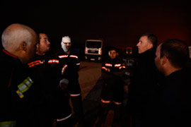 El vicepresidente Vicent Sales supervisa los trabajos de extinción del incendio forestal en Culla