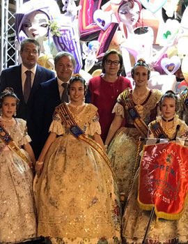 Moragues traslada el apoyo del Gobierno a las Fallas de Burriana en el 90º aniversario de su celebración