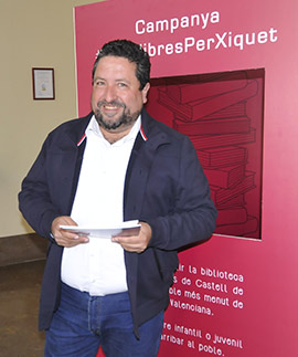 100 llibres per xiquet, campaña solidaria para llenar la nueva biblioteca de Castell de Cabres