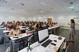 El estudiantado de Ciencias de la Salud de la UJI estrena la nueva facultad