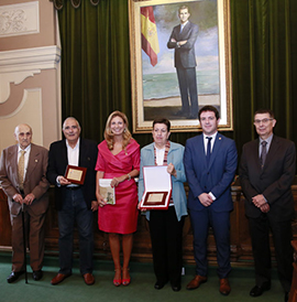 Carmen Barceló Torres y Benjamín Barberà Miralles, premios Valencià de l´Any