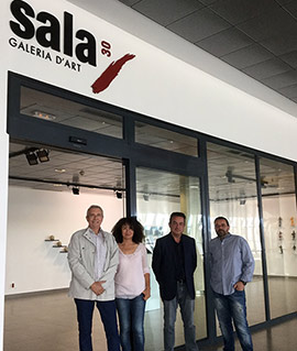 Inquietant/e figura humana, exposición en la Sala 30 del aeropuerto de Castellón