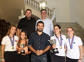 Golfistas campeonas de España visitan el Ayuntamiento de Castellón
