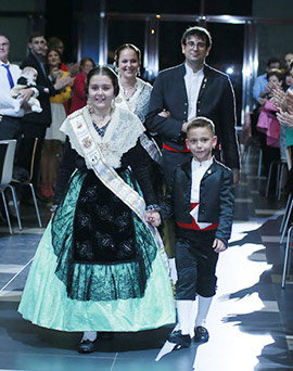 Noelia y Emilie, madrinas de la Gaiata 14 Castalia