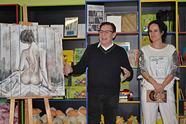 Flores de otoño, exposición con firma de Pepe Mora en Babel