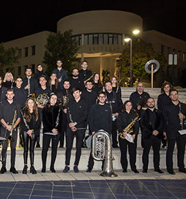 La banda de la UJI da la bienvenida a sus nuevos músicos