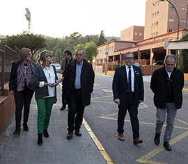 El secretario autonómico de Educación visita Penyeta Roja para conocer in situ las mejoras y reformas que es preciso realizar