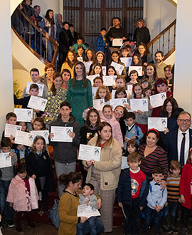 El X concurso de tarjetas de Navidad ´´Jesús Medrano´´ reparte premios entre estudiantes de cinco provincias