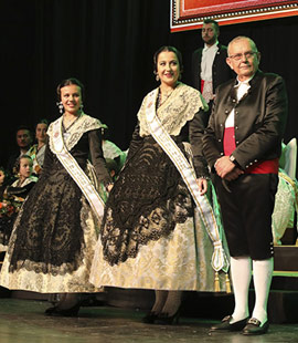 Carla y Clara, madrinas de la Gaiata 1 Brancal de la Ciutat