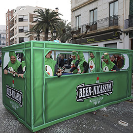 Gran desfile de disfraces en el Carnaval de Benicàssim