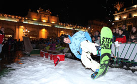 Snowboard en la plaza mayor de Castellón
