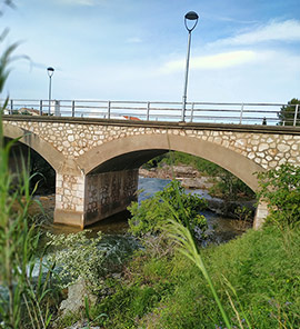 Generalitat atiende la petición de San Rafael y construirá la pasarela peatonal del puente sobre el río Sénia