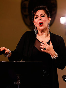 La lírica de la mezzosoprano Nancy Fabiola acompañada del pianista Miguel Huertas