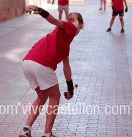 La Diputación promociona la recuperación de la pelota valenciana en la provincia de Castellón