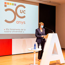 La UJI rinde homenaje a los colectivos e instituciones que hicieron posible el Colegio Universitario de Castellón hace 50 años