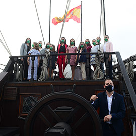 Las reinas de las fiestas visitan Escala a Castelló