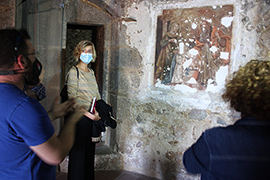 Descubren un singular mural de la Sagrada Familia de María en el Fadrí