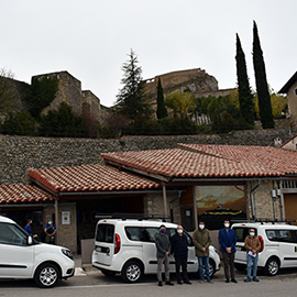 El Ayuntamiento de Morella renueva parte del parque móvil y continúa con la mejora del teatro