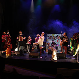 Teatro y música en directo en la programación de Nadal al Raval
