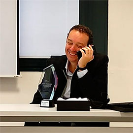 El profesor Frederic Chaume recibe el premio Jan Ivarsson´s Award