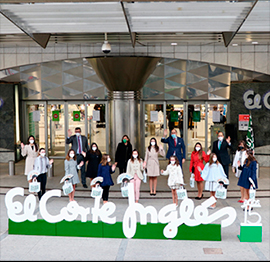 Las Reinas de la Magdalena visitan El Corte Inglés
