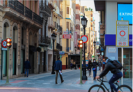 Se suspende el sistema de control de acceso al centro con cámaras y revoca las sanciones