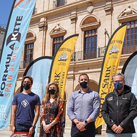 La playa del Gurugú acoge a la élite mundial de la Fórmula Kite con la Cutty Sark FKSS Castelló