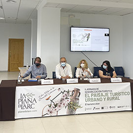 La segunda jornada de sensibilización turística reúne a más de un centenar de asistentes de diferentes nacionalidades