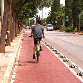 Castelló estrena carril bici en Pascual Asensio y asienta una red ciclista más permeable y conexa