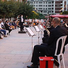 Castelló celebra el 9 de octubre con la Banda Municipal y los premios valencianos del año