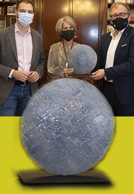 La obra ´´Alcanzar la Luna´´ pieza ganadora del concurso nacional de escultura ´´Cerámica en Crudo´´