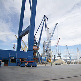 PortCastelló cierra el mejor mes de su historia en tráfico de granel sólido