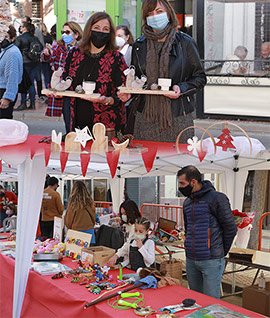 XXXI Mercadillo Navideño Solidario del Grup Viure en Benicàssim