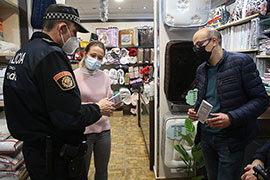 La Policía Local de Onda activa en Navidad la campaña de vigilancia ‘Comercio seguro’
