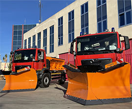 La Diputación recepciona dos nuevos camiones quitanieves