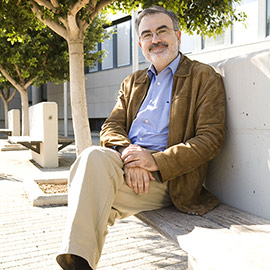 El profesor de la UJI José Antonio Piqueras recibe el Premio Casa de las Américas 2022