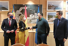 PortCastelló formaliza una operación financiera con Caixabank