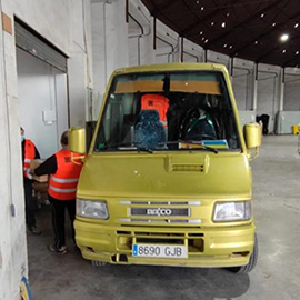 La Generalitat envía desde el centro logístico de Castelló 2.000 kilos de material humanitario a Ucrania gracias a la colaboración ciudadana