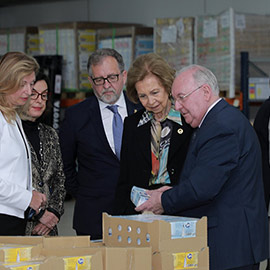 La reina Sofía visita las instalaciones del Banco de Alimentos de Castellón