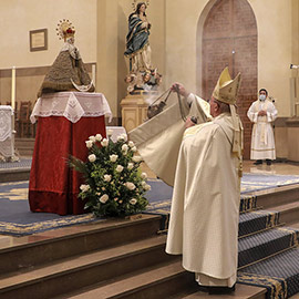 Cant del Magnificat, en conmemoración del XCVIII aniversario de la coronación de la Mare de Déu del Lledó