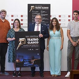 Presentación del cartel del Teatro Clásico del Castillo de Peñíscola por su 25 aniversario