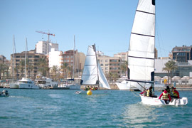 Los niños de Oropesa, Vinarós, Burriana y Castellón se iniciarán en los deportes náuticos este fin de semana en el RCN Castellón