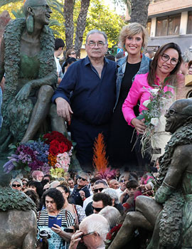 Castelló rinde homenaje a Pepa Wells con una escultura en el Grau