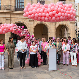 Castelló y la AECC conmemoran el Día Mundial contra el Cáncer de Mama